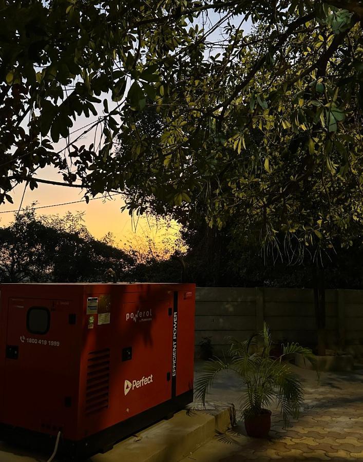 Villa Kaashi Flora Varanasi Exterior foto